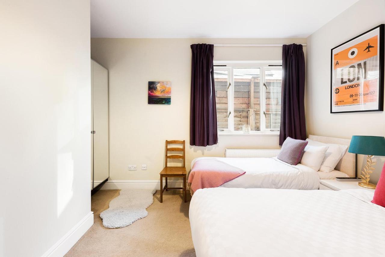 Heart Of Ealing Apartment With Garden London Exterior photo
